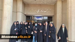 بازدید دانشجویان پردیس فاطمه الزهرا (س) اهواز از کتابخانه و نمایشگاه دایر در کتابخانه مرکزی دانشگاه شهید چمران اهواز به مناسبت هفته کتاب و کتابخوانی 