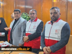 حضور فعال مدیریت دانشگاه فرهنگیان خوزستان و جمعی از اساتید در جمعیت هلال احمر و پیوستن به پویش ملی «جبهه مردمی ایران ما» 3
