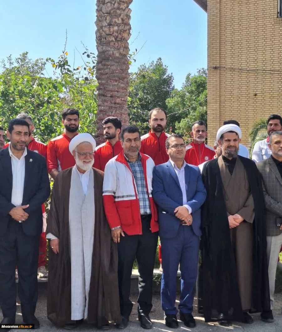 حضور فعال مدیریت دانشگاه فرهنگیان خوزستان و جمعی از اساتید در جمعیت هلال احمر و پیوستن به پویش ملی «جبهه مردمی ایران ما» 18