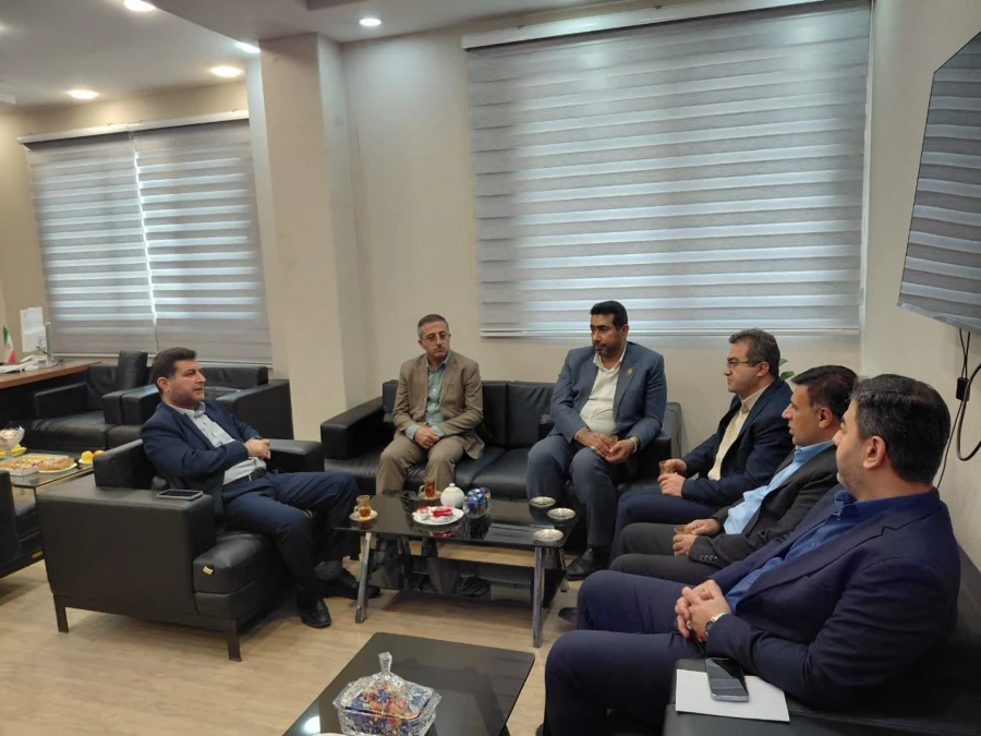 دیدار  رئیس دانشگاه فرهنگیان خوزستان با مدیرکل نوسازی مدارس استان