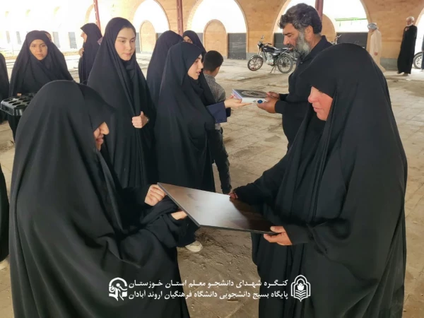 حضور در گلزار شهدای شهر شادگان و تجدید میثاق با آرمان های شهدای جنگ رمضان