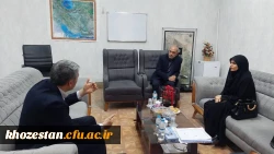 به مناسبت دهه سرآمدی آموزش، عفت پیری، سرپرست محترم مرکز آموزش عالی خدیجه کبری (س) در معیت مهدی بخشی سرپرست مرکز شیخ انصاری دزفول، با حضور در دفتر عزیز مرداس، معاون محترم استاندار و فرماندار شهرستان، فرصتی مغتنم برای دیدار و گفت وگو حاصل نمودند. 