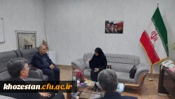 به مناسبت دهه سرآمدی آموزش، عفت پیری، سرپرست محترم مرکز آموزش عالی خدیجه کبری (س) در معیت مهدی بخشی سرپرست مرکز شیخ انصاری دزفول، با حضور در دفتر عزیز مرداس، معاون محترم استاندار و فرماندار شهرستان، فرصتی مغتنم برای دیدار و گفت وگو حاصل نمودند. 