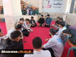 جهادگران حاضر در کارگاه جهادی تهران، میزبان مرتضی کریمی، مسئول بسیج دانشجویی دانشگاه فرهنگیان کشور بودند.