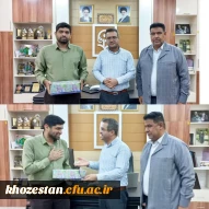 تقدیر از مسئول پیشین روابط عمومی دانشگاه فرهنگیان خوزستان به مناسبت هفته ارتباطات و روابط عمومی